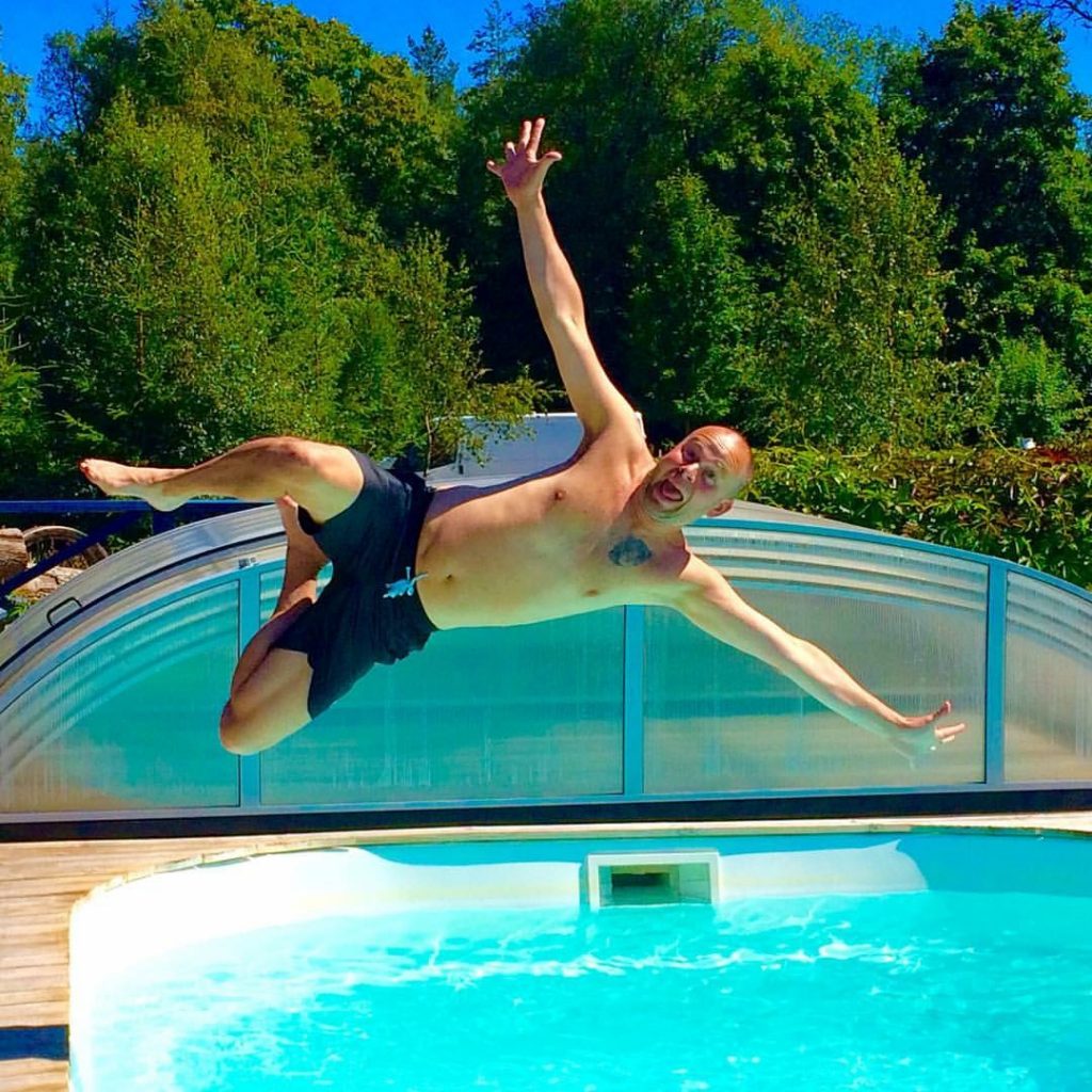 Enjoy the pool / Spass im Swimmingpool